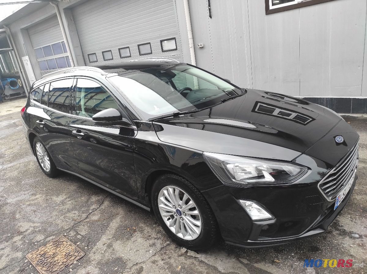2020' Ford Focus photo #1