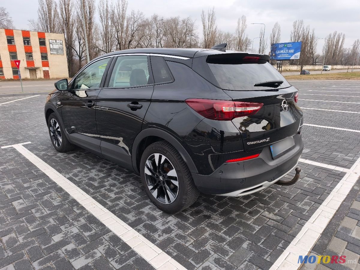 2020' Opel Grandland X photo #5