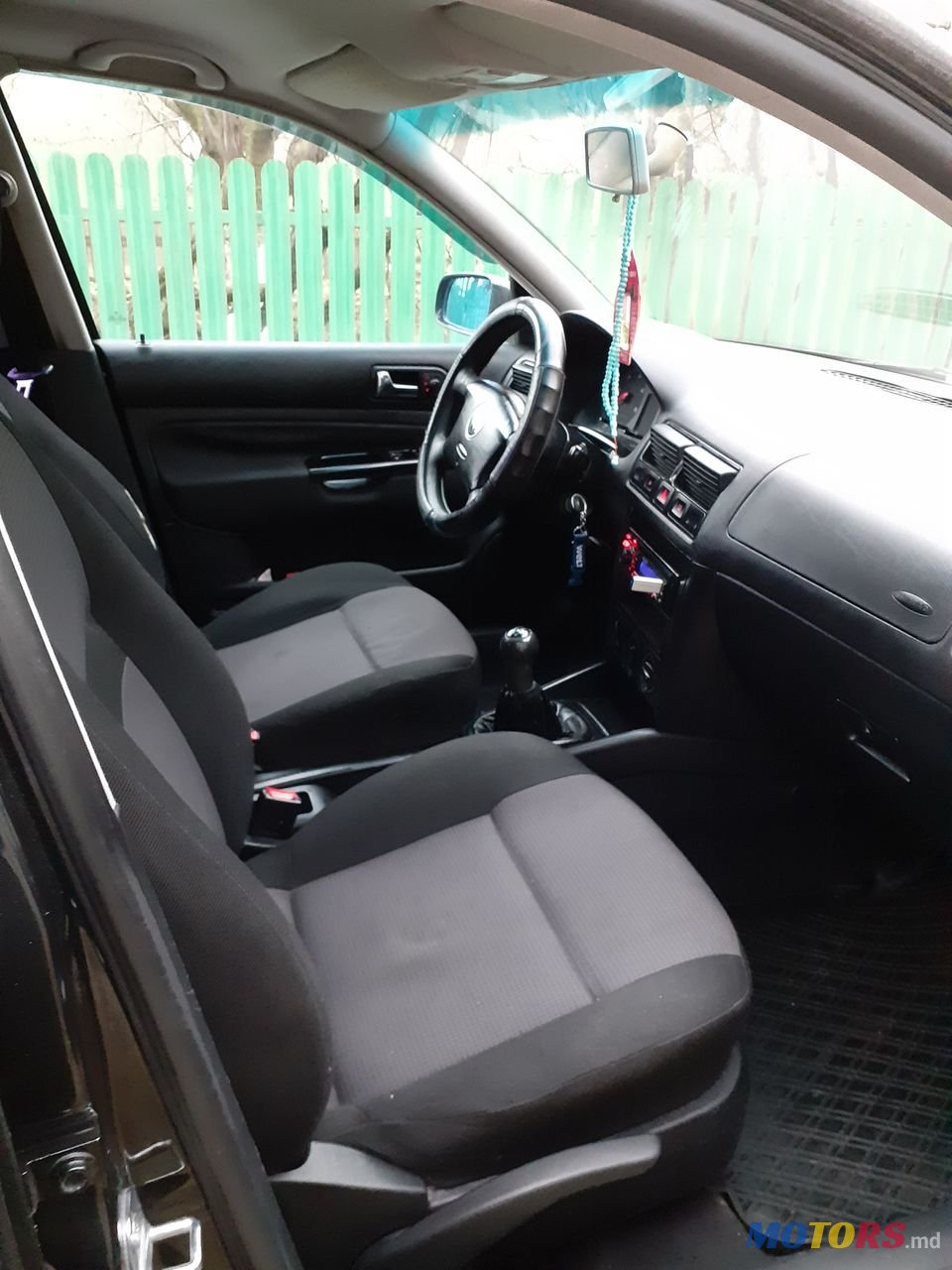 2000' Volkswagen Golf photo #4