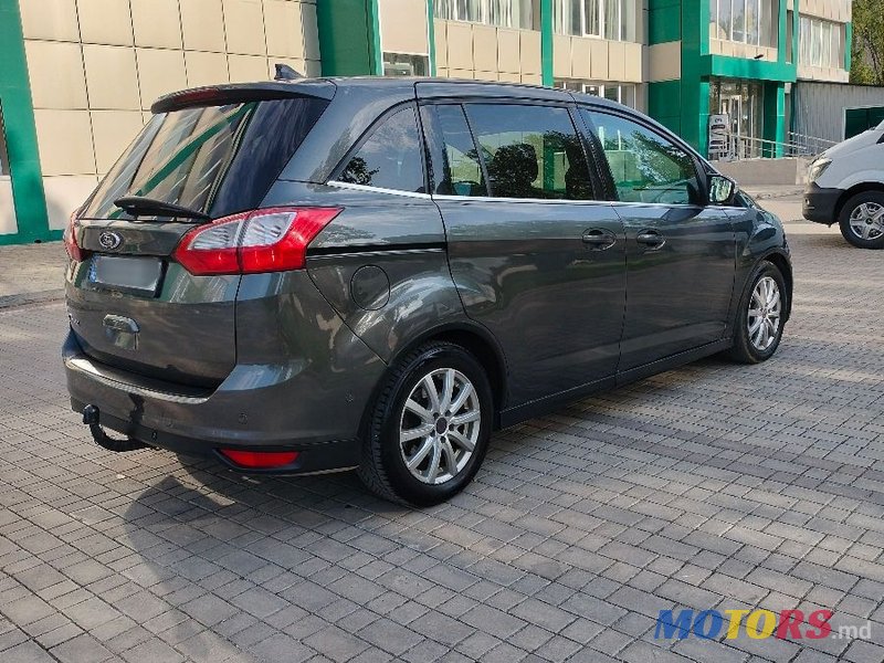2015' Ford Grand C-MAX photo #4