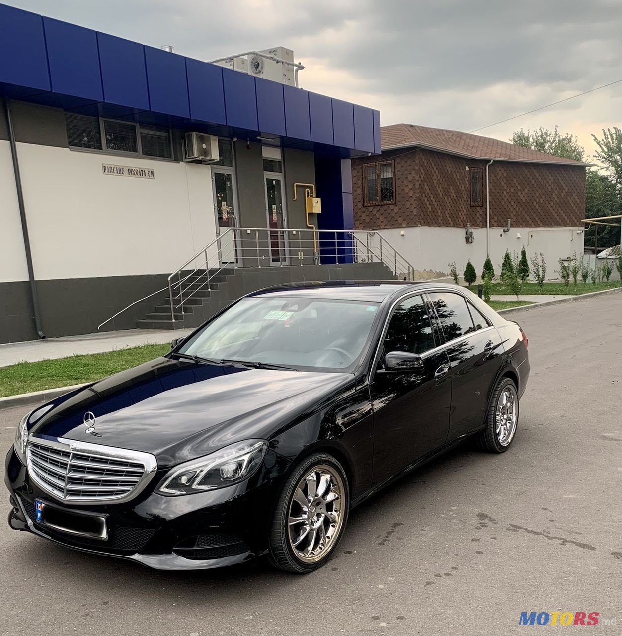 2013' Mercedes-Benz E Класс photo #1