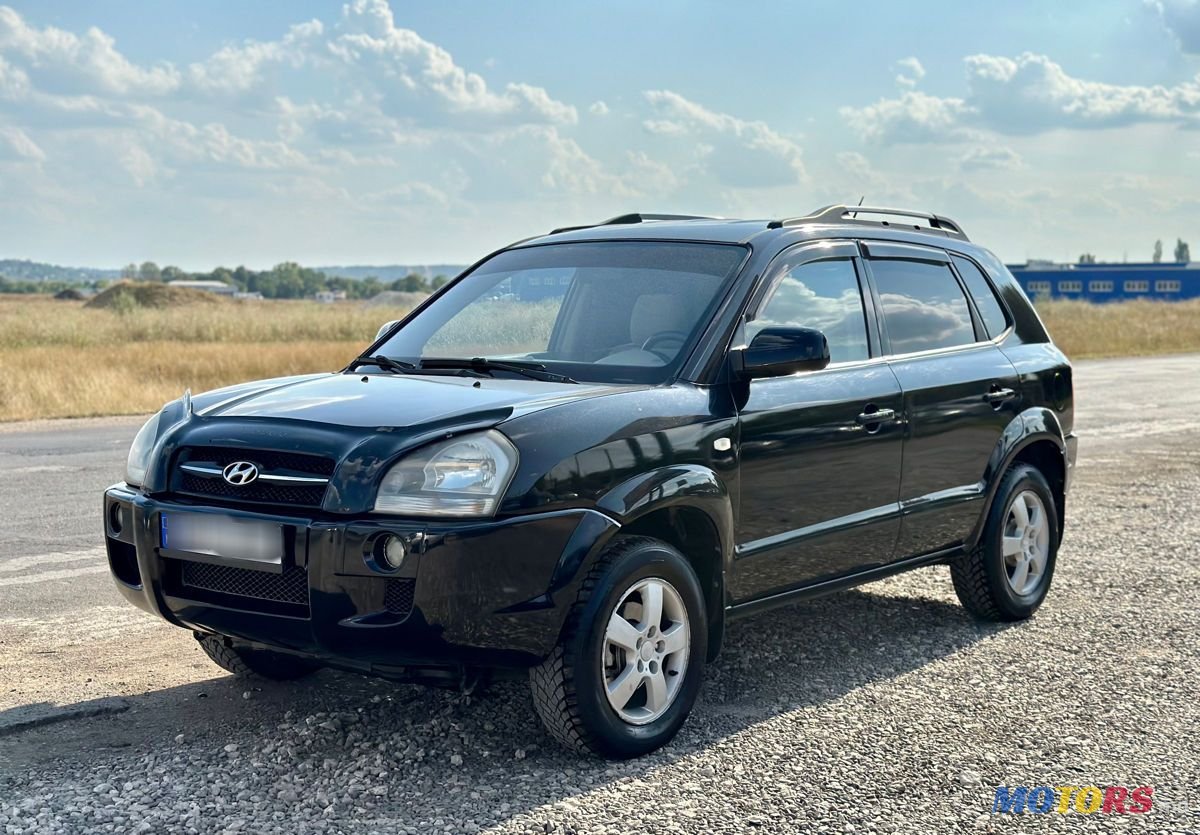 2005' Hyundai Tucson photo #1