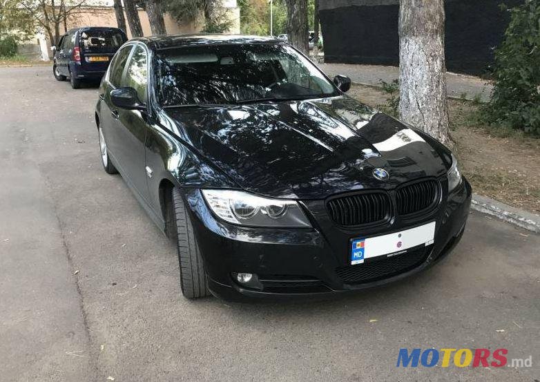 2010' BMW 3 photo #1