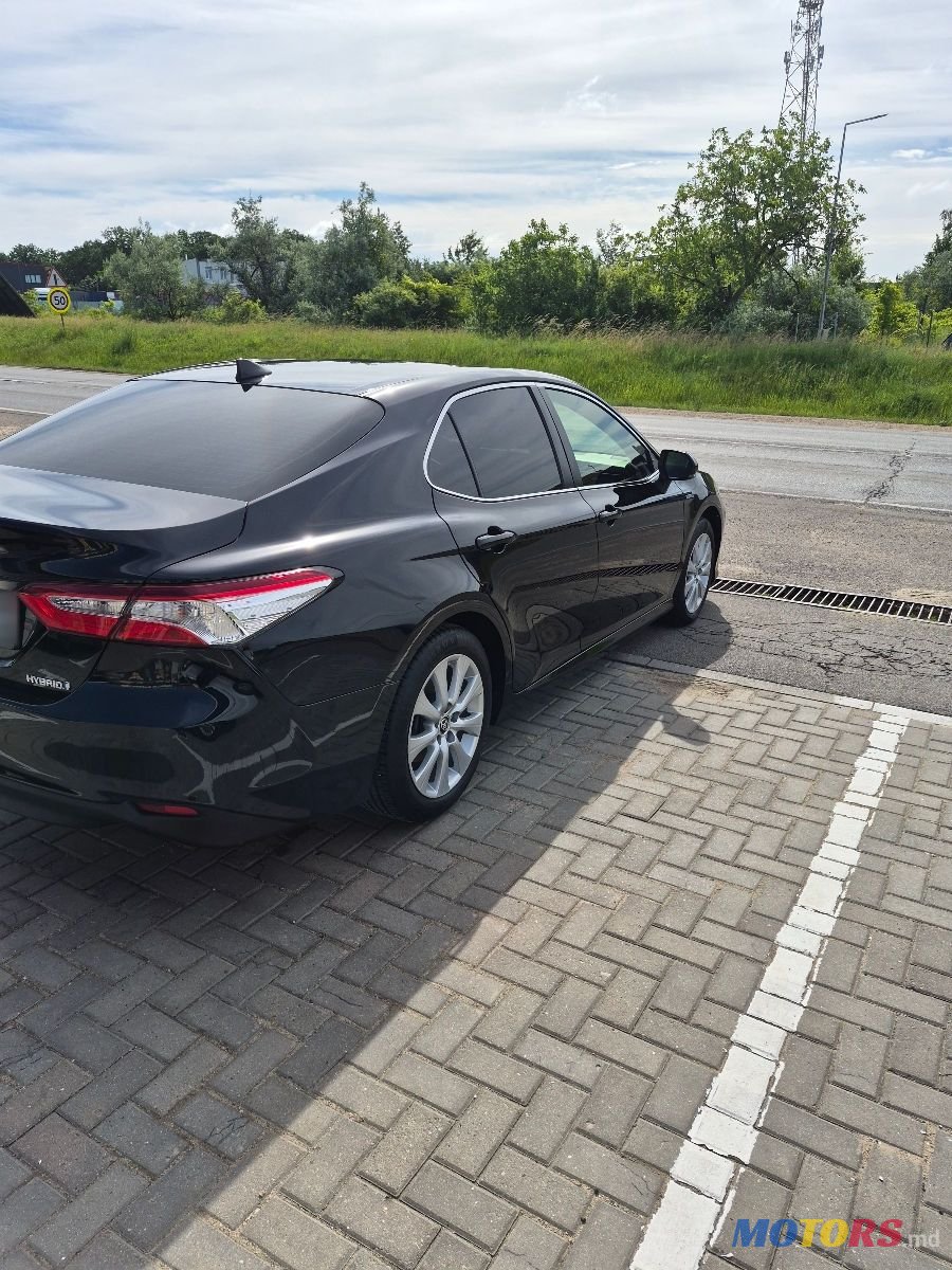2020' Toyota Camry photo #2