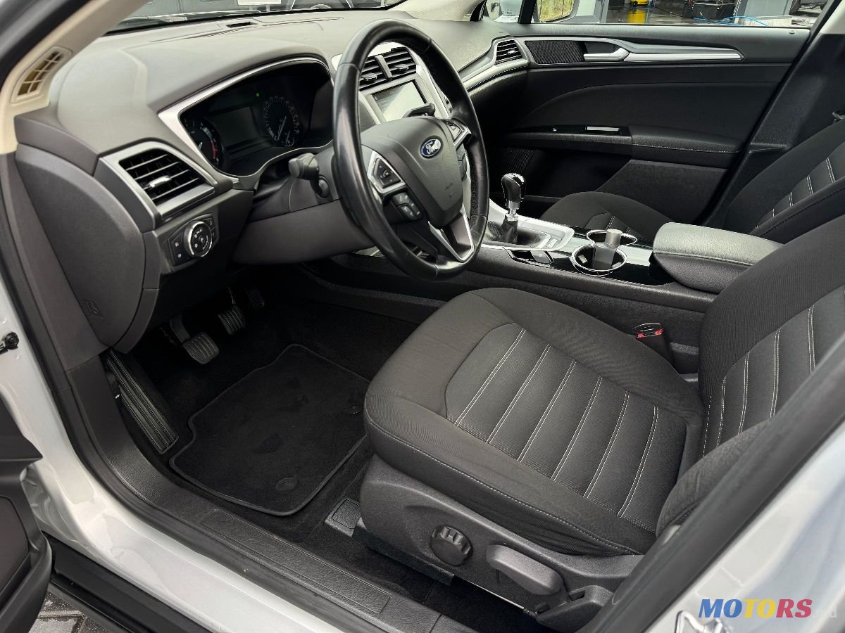 2016' Ford Mondeo photo #6