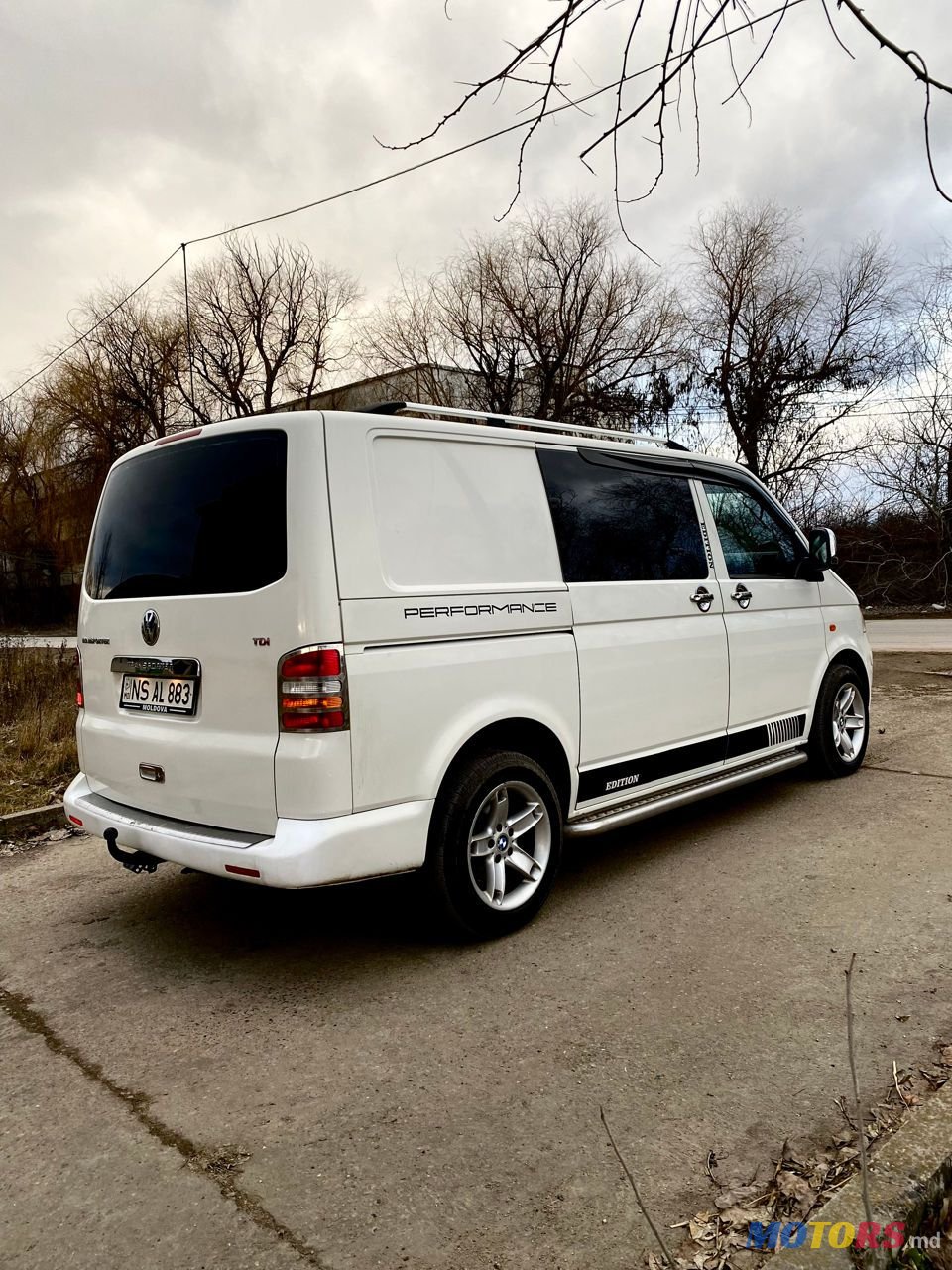 2005' Volkswagen Transporter photo #3