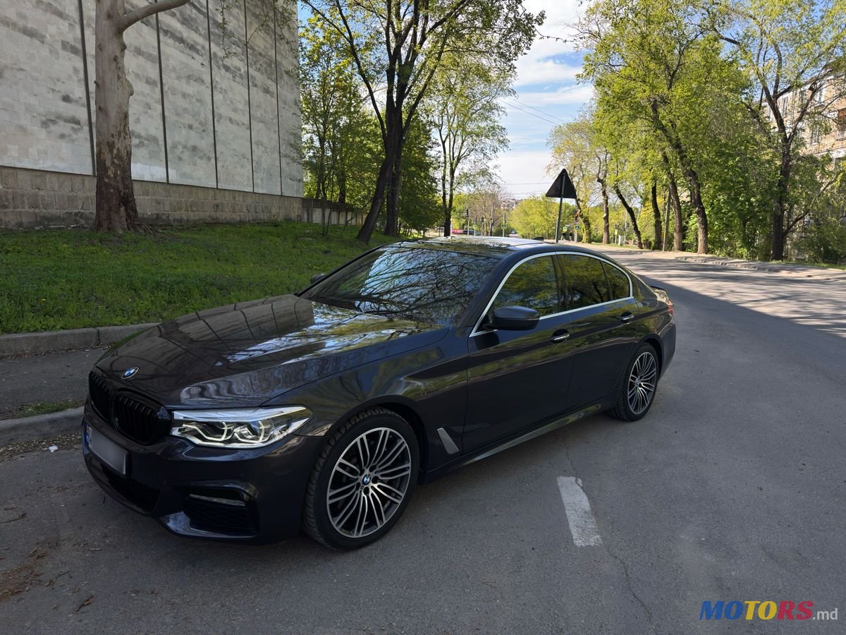 2017' BMW 5 Series photo #1