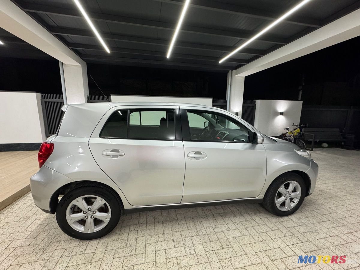 2010' Toyota Urban Cruiser photo #5