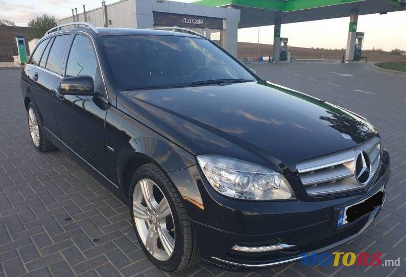 2010' Mercedes-Benz C photo #1