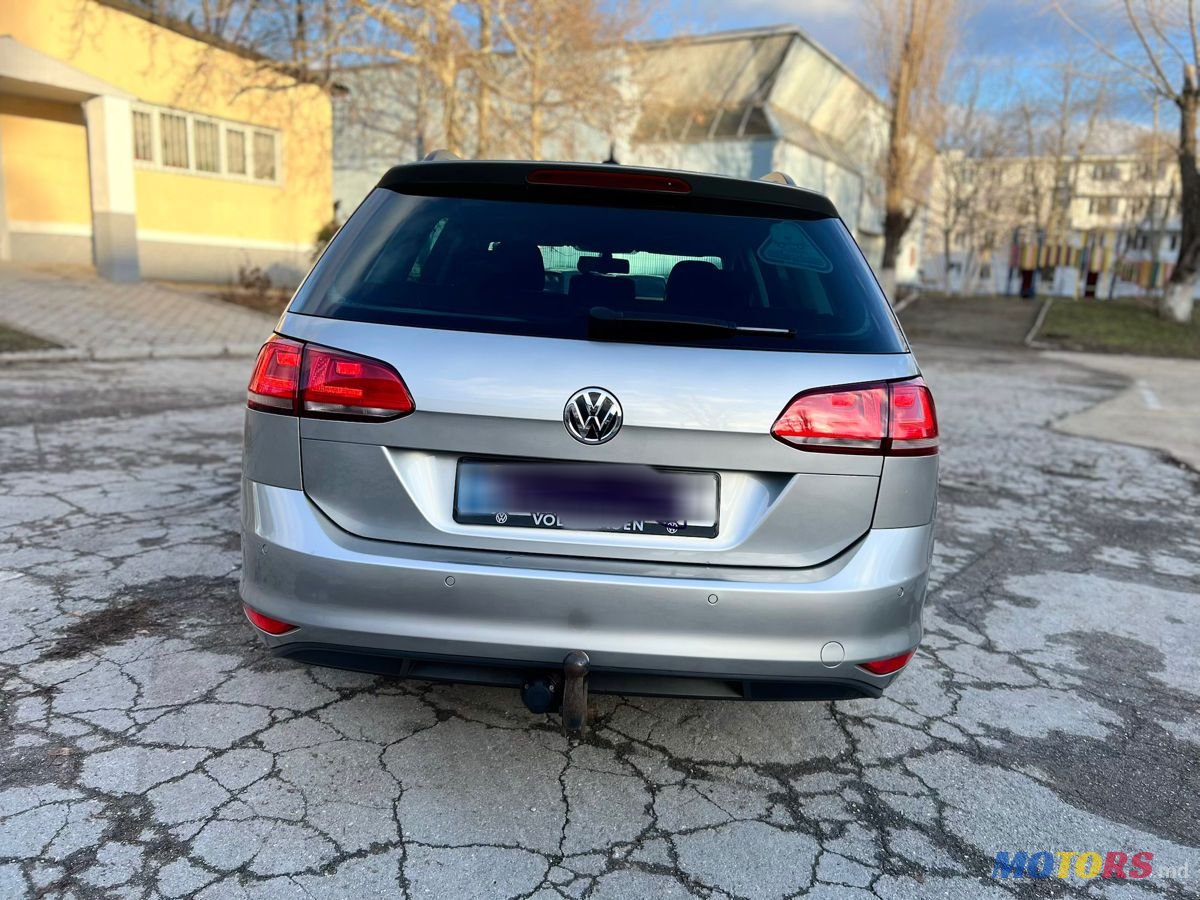 2014' Volkswagen Golf photo #3