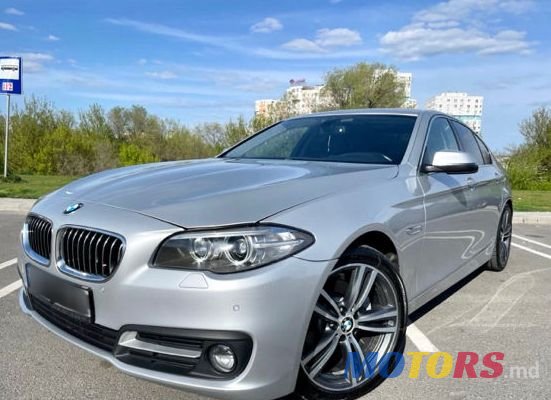 2016' BMW 5 Series photo #6