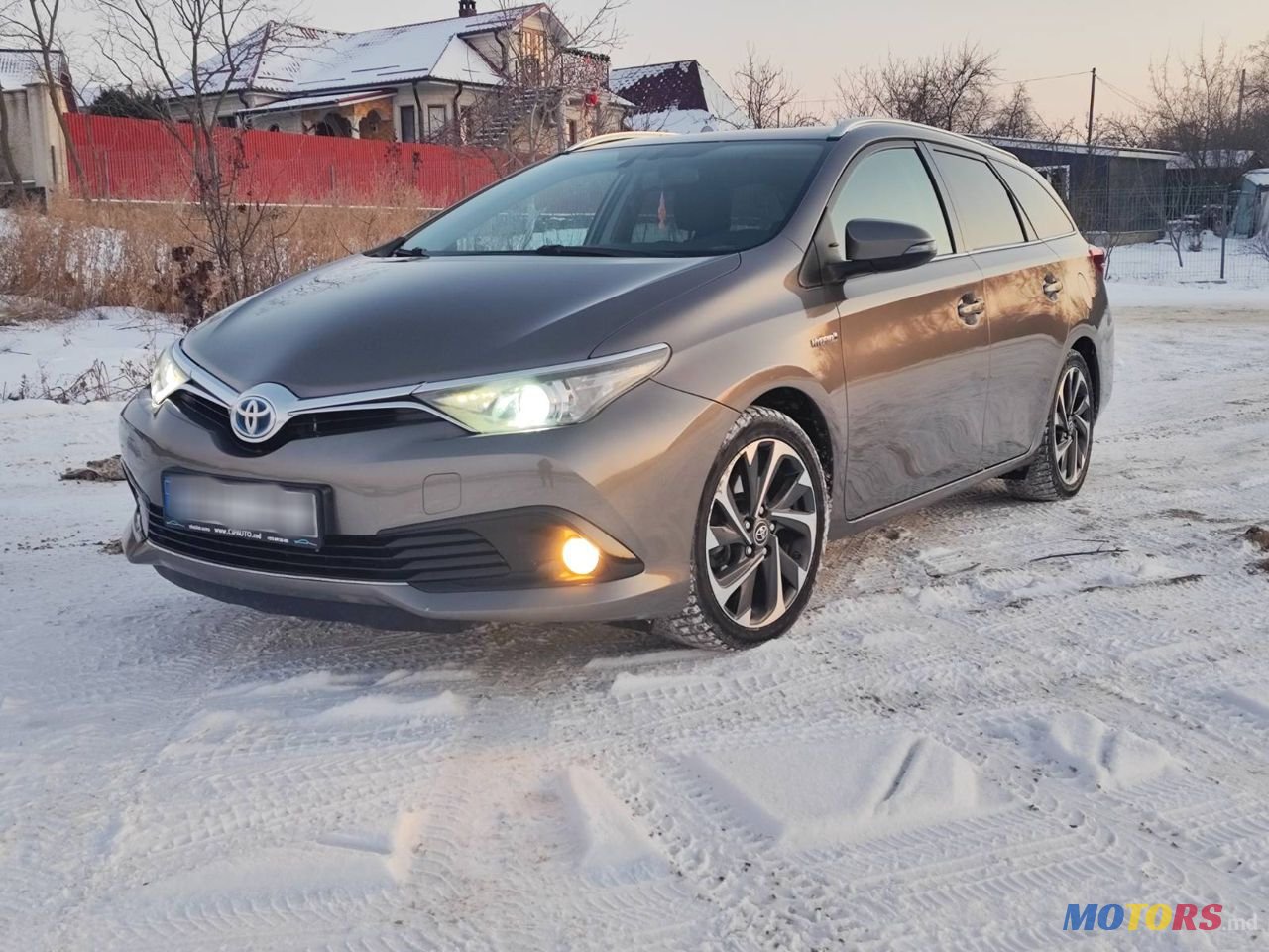 2016' Toyota Auris photo #2