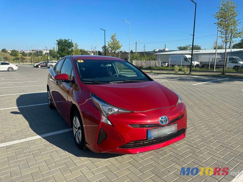 2017' Toyota Prius photo #3