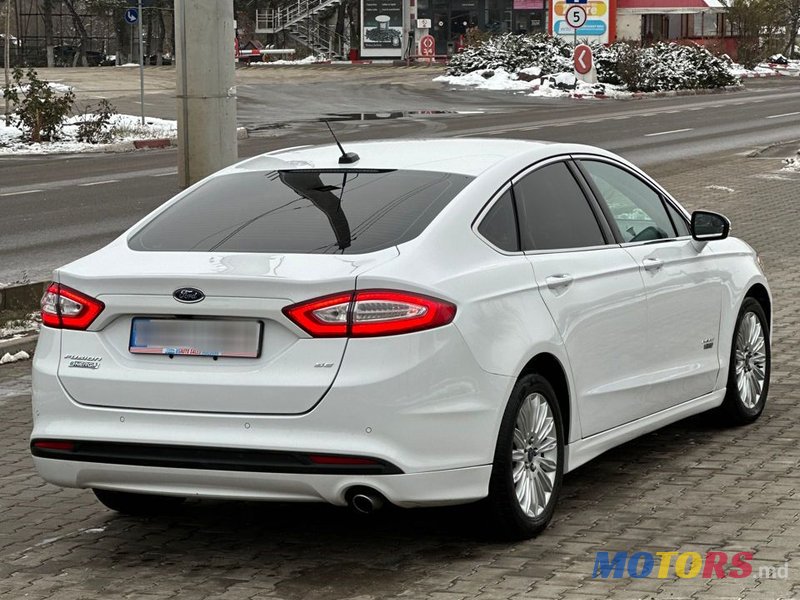 2014' Ford Fusion photo #3