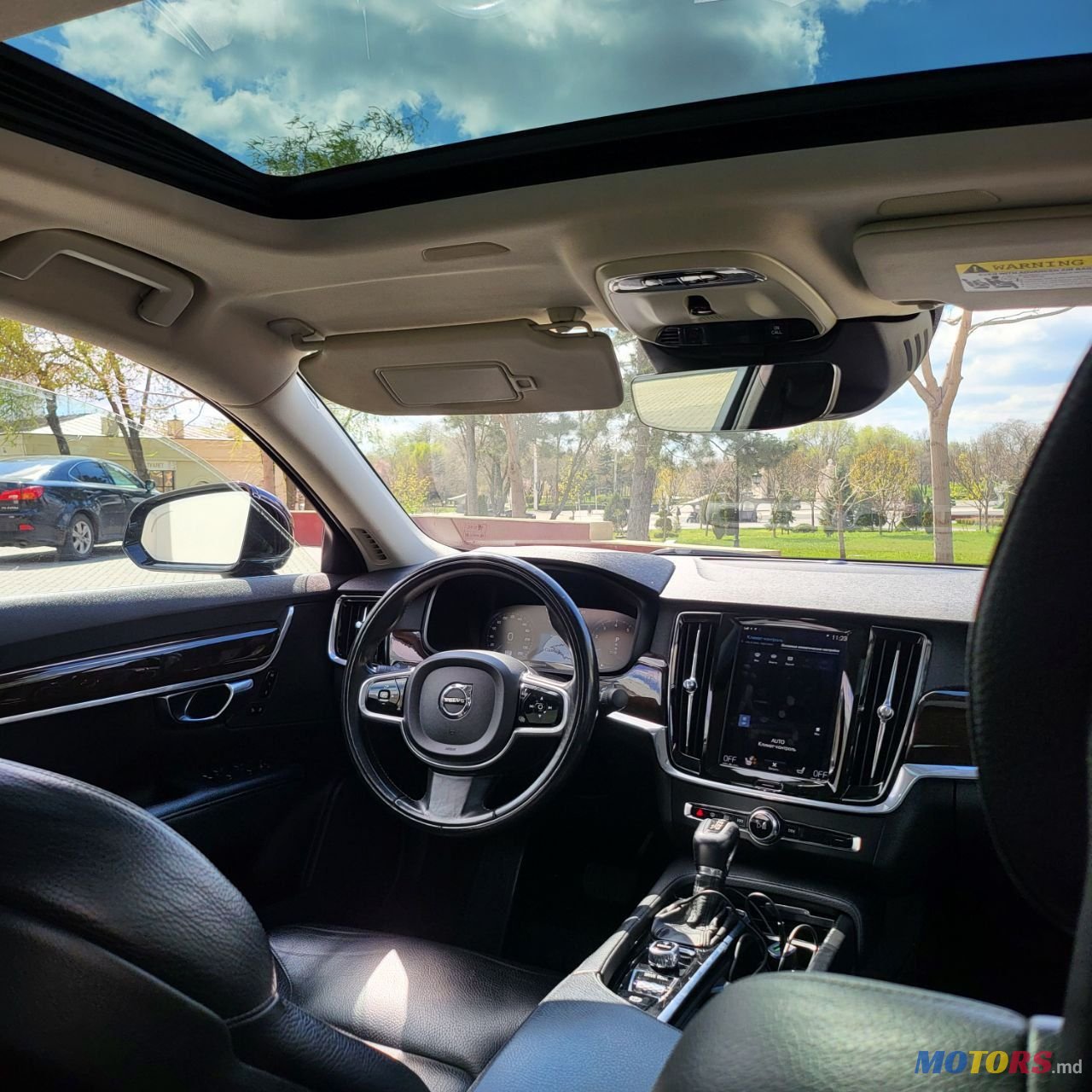 2018' Volvo S90 photo #5
