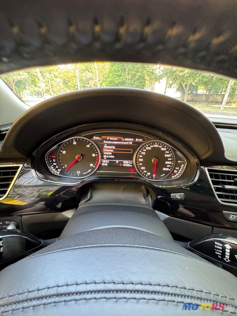 2017' Audi A8 photo #6