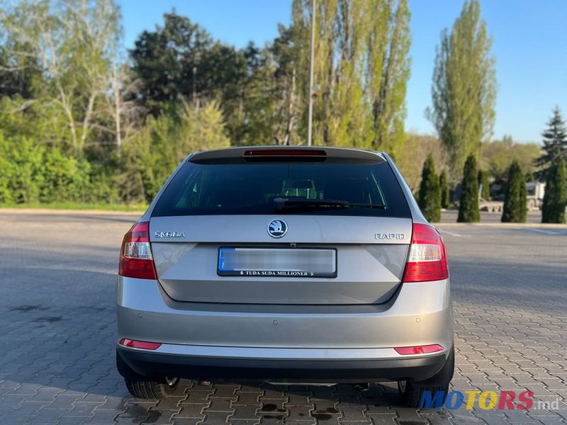 2013' Skoda Rapid photo #3