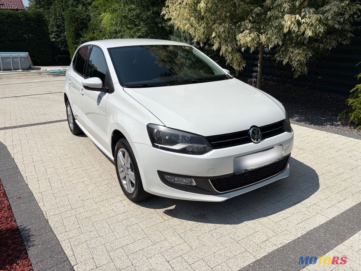 2013' Volkswagen Polo photo #1