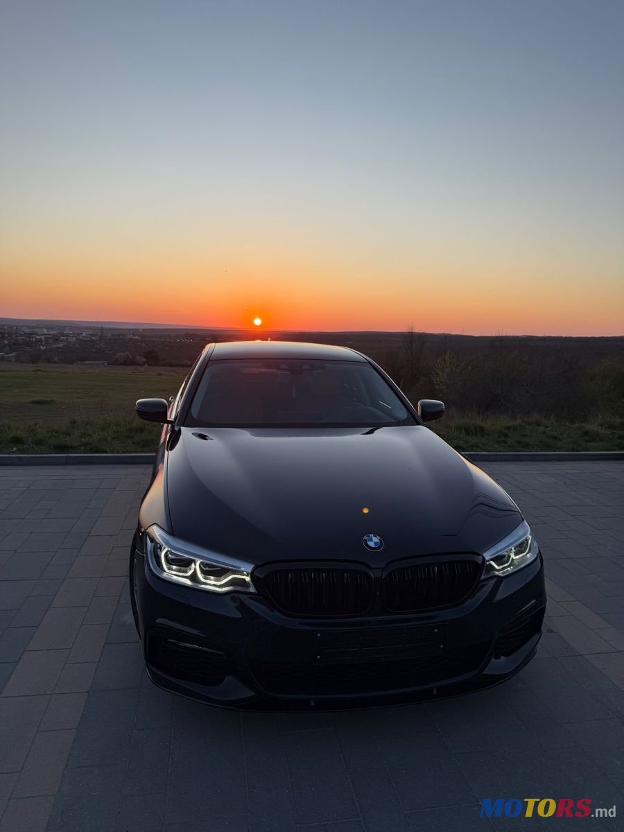 2017' BMW 5 Series photo #1