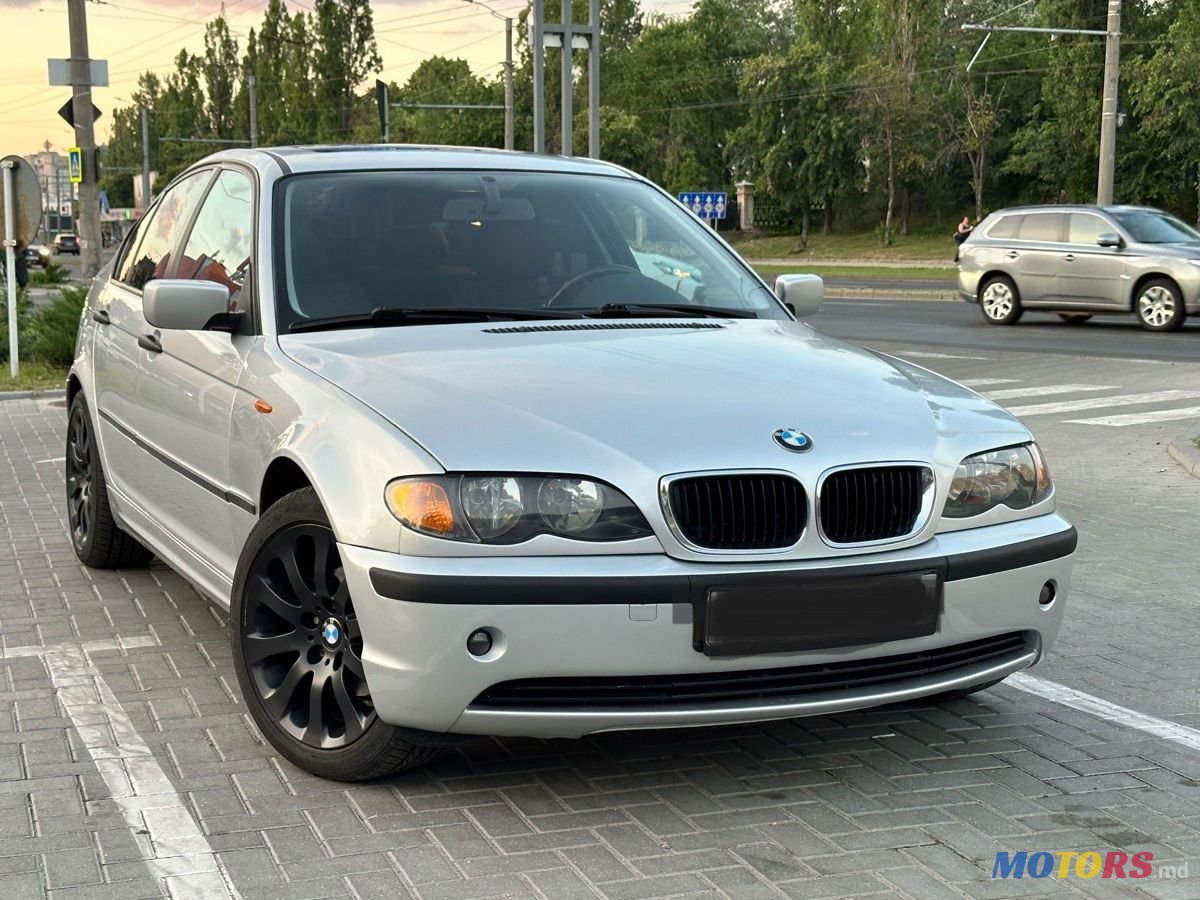 2004' BMW 3 Series photo #1