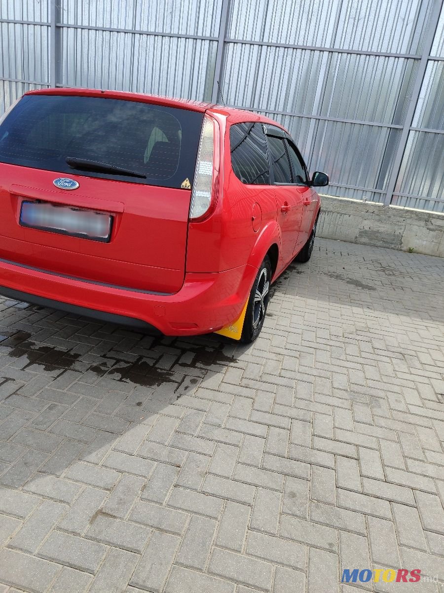 2009' Ford Focus photo #4