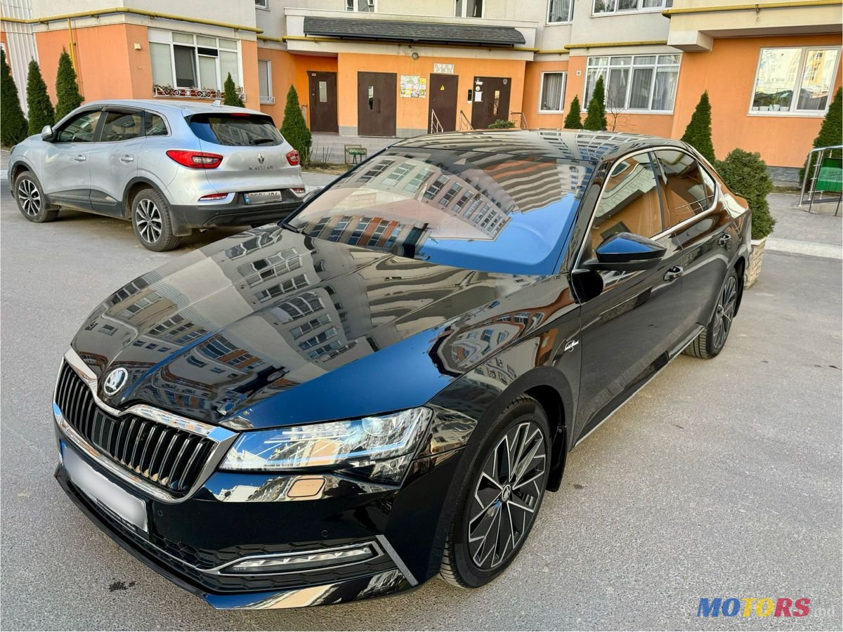 2020' Skoda Superb photo #2