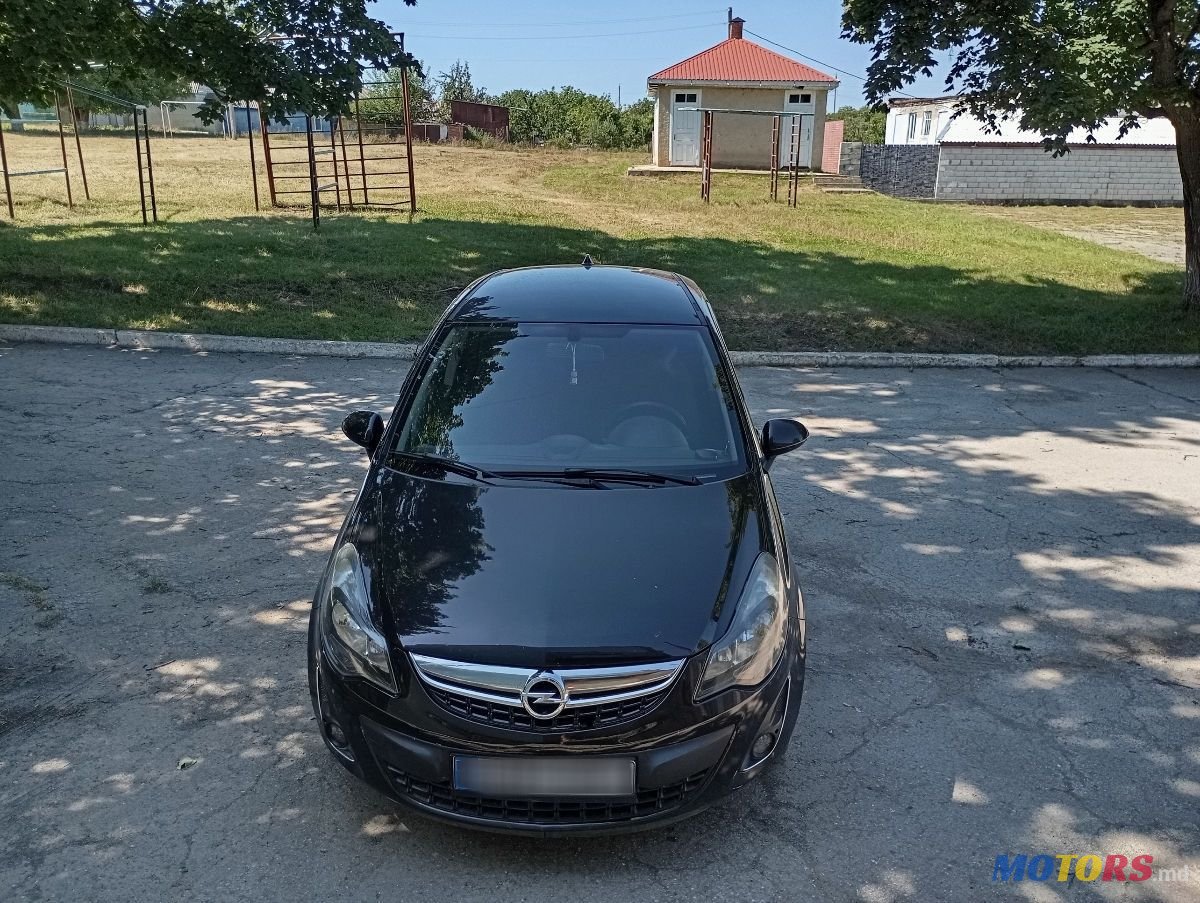 2011' Opel Corsa photo #5