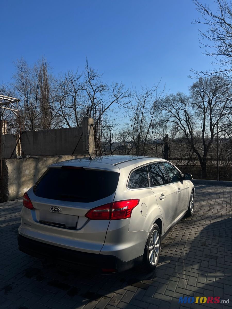 2016' Ford Focus photo #5