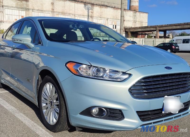 2014' Ford Fusion photo #3