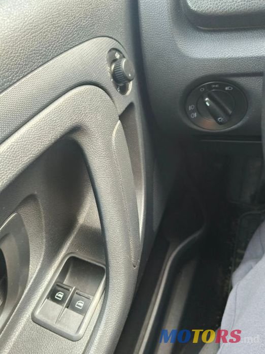 2014' Skoda Fabia photo #3