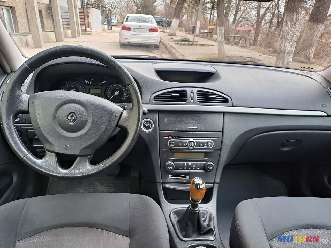 2007' Renault Laguna photo #5