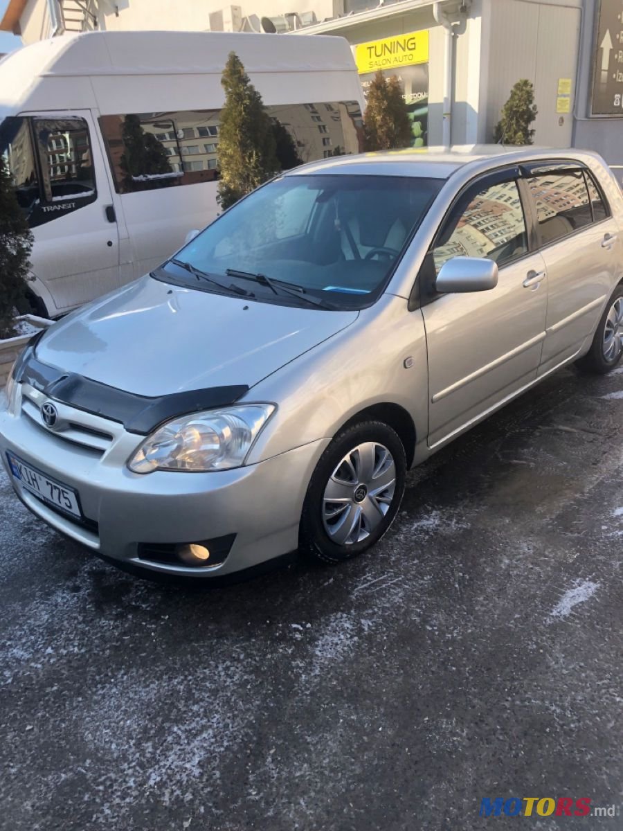 2005' Toyota Corolla photo #3