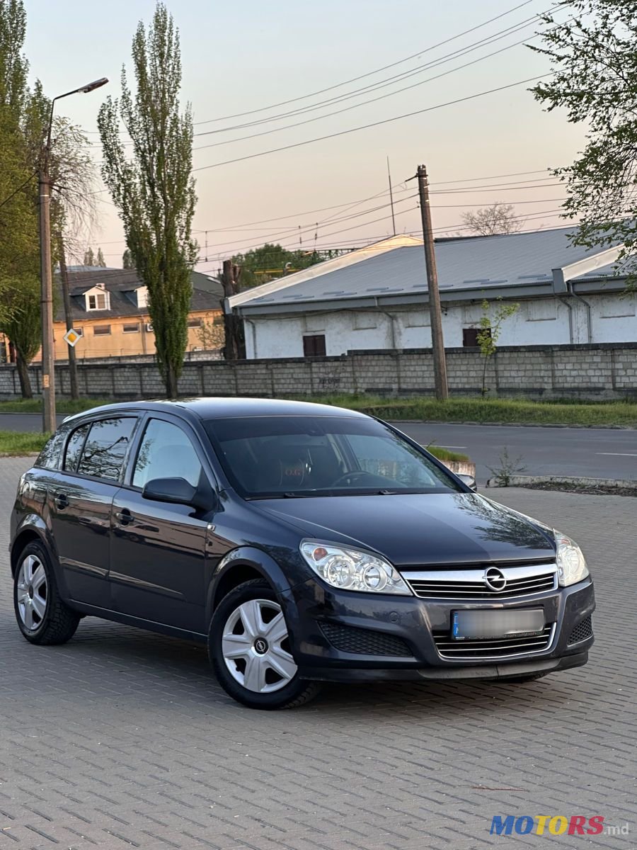 2007' Opel Astra photo #1