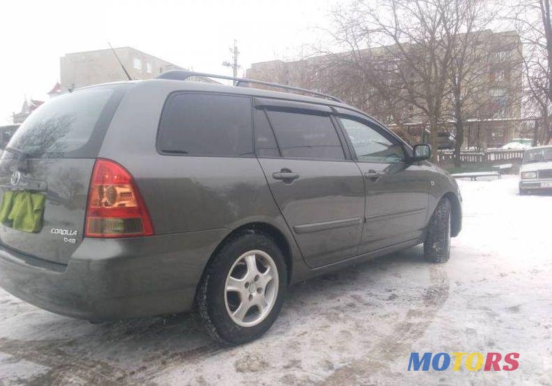 2005' Toyota Corolla photo #2
