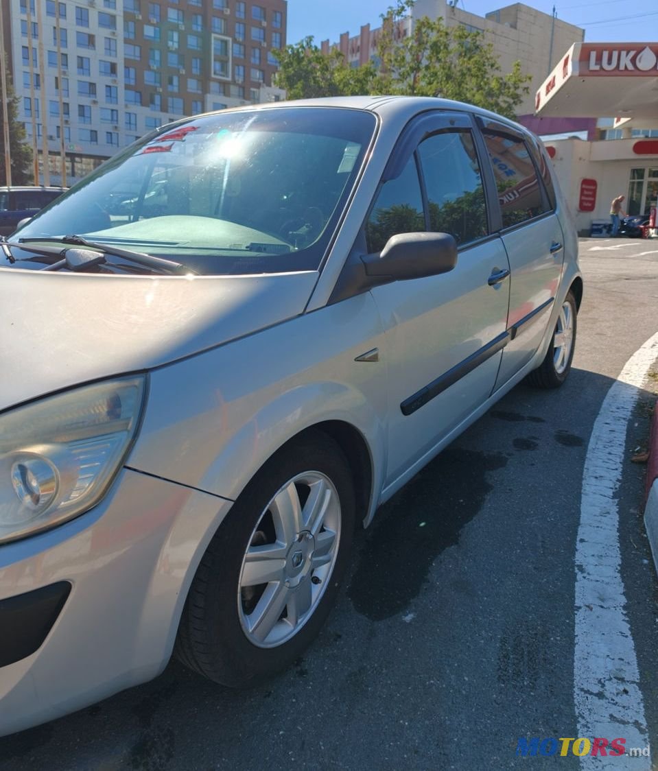 2004' Renault Scenic photo #2