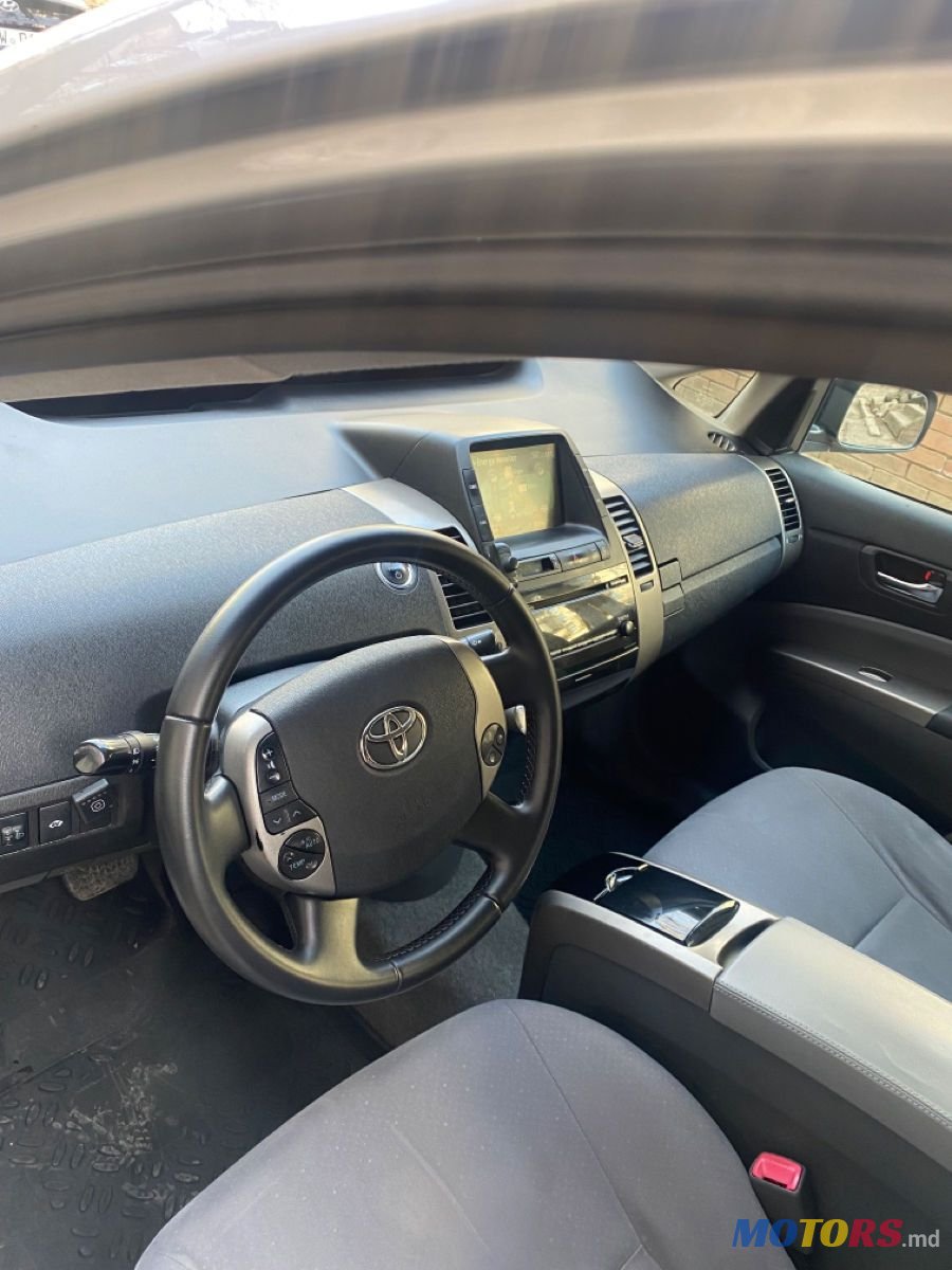 2009' Toyota Prius photo #5