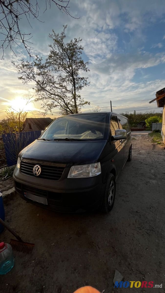 2003' Volkswagen Transporter photo #1