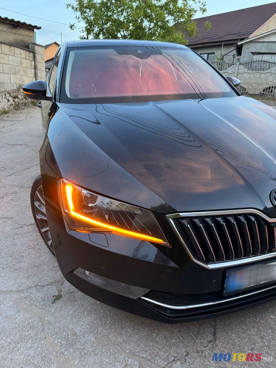 2016' Skoda Superb photo #2