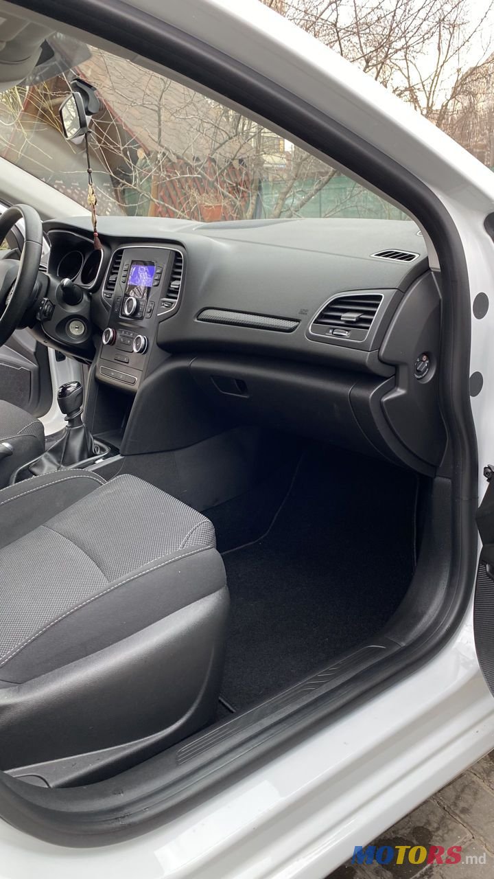 2016' Renault Megane photo #5