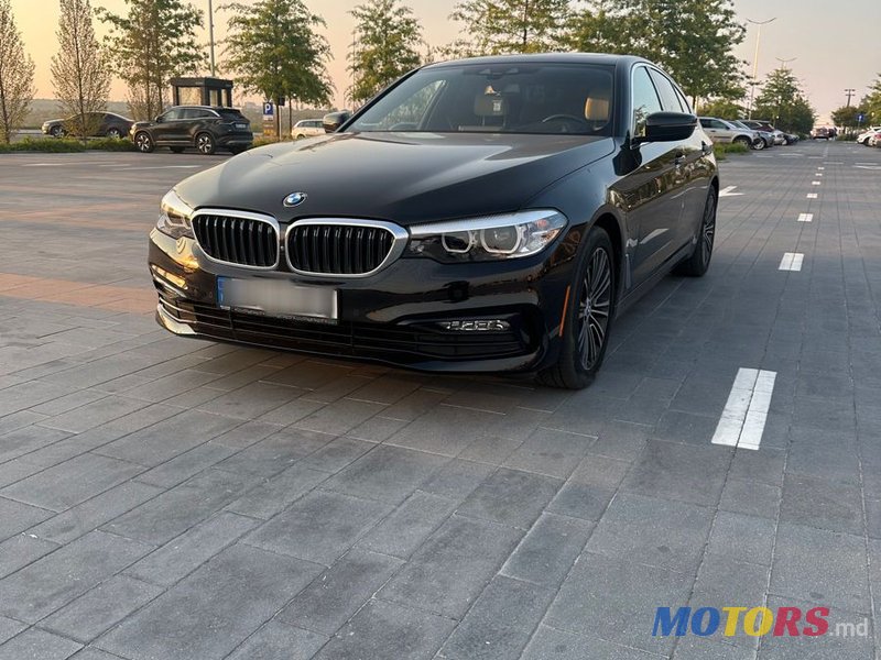 2017' BMW 5 Series photo #2