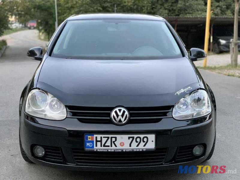 2005' Volkswagen Golf photo #5