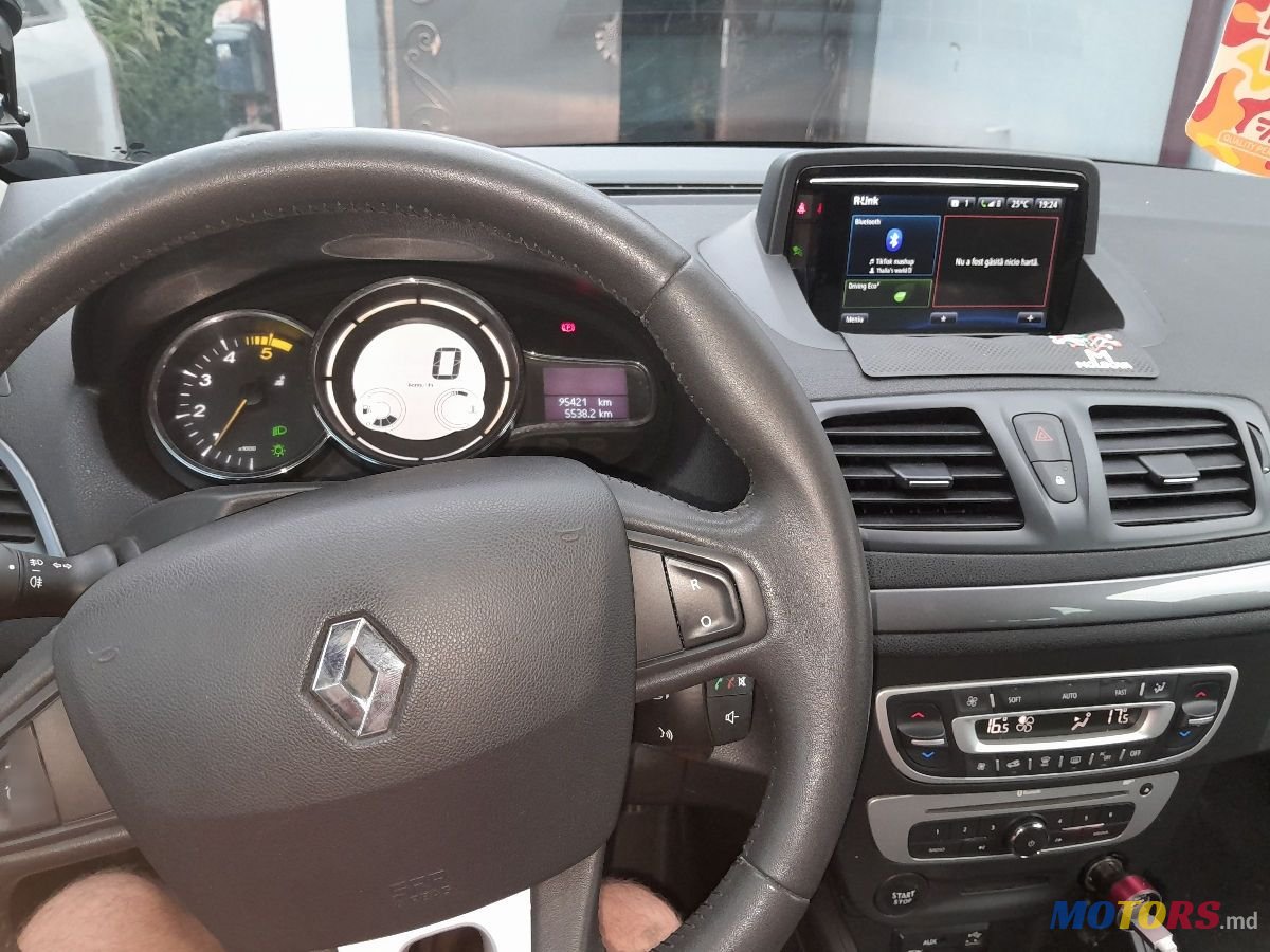 2015' Renault Megane photo #6