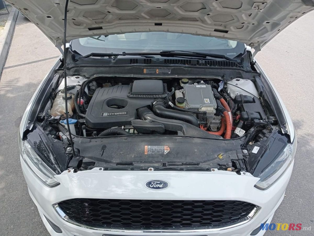 2013' Ford Fusion photo #6