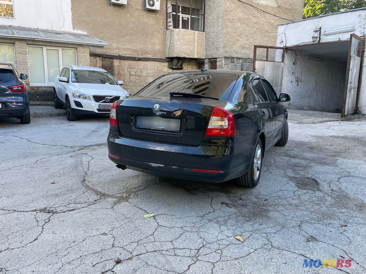 2011' Skoda Octavia photo #3