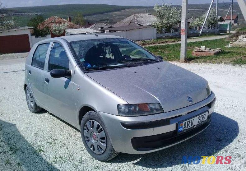 2001' Fiat Punto photo #1