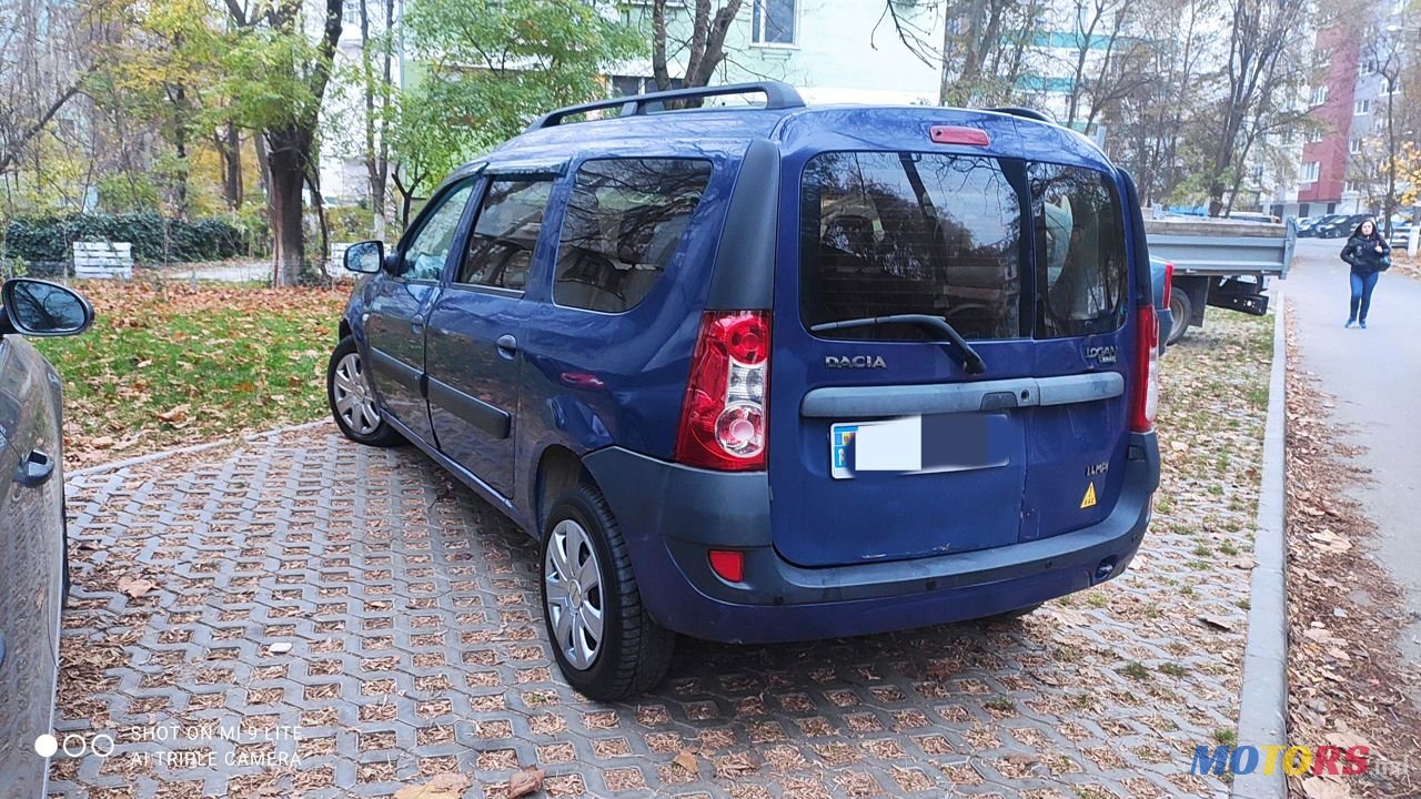 2007' Dacia Logan Mcv photo #5