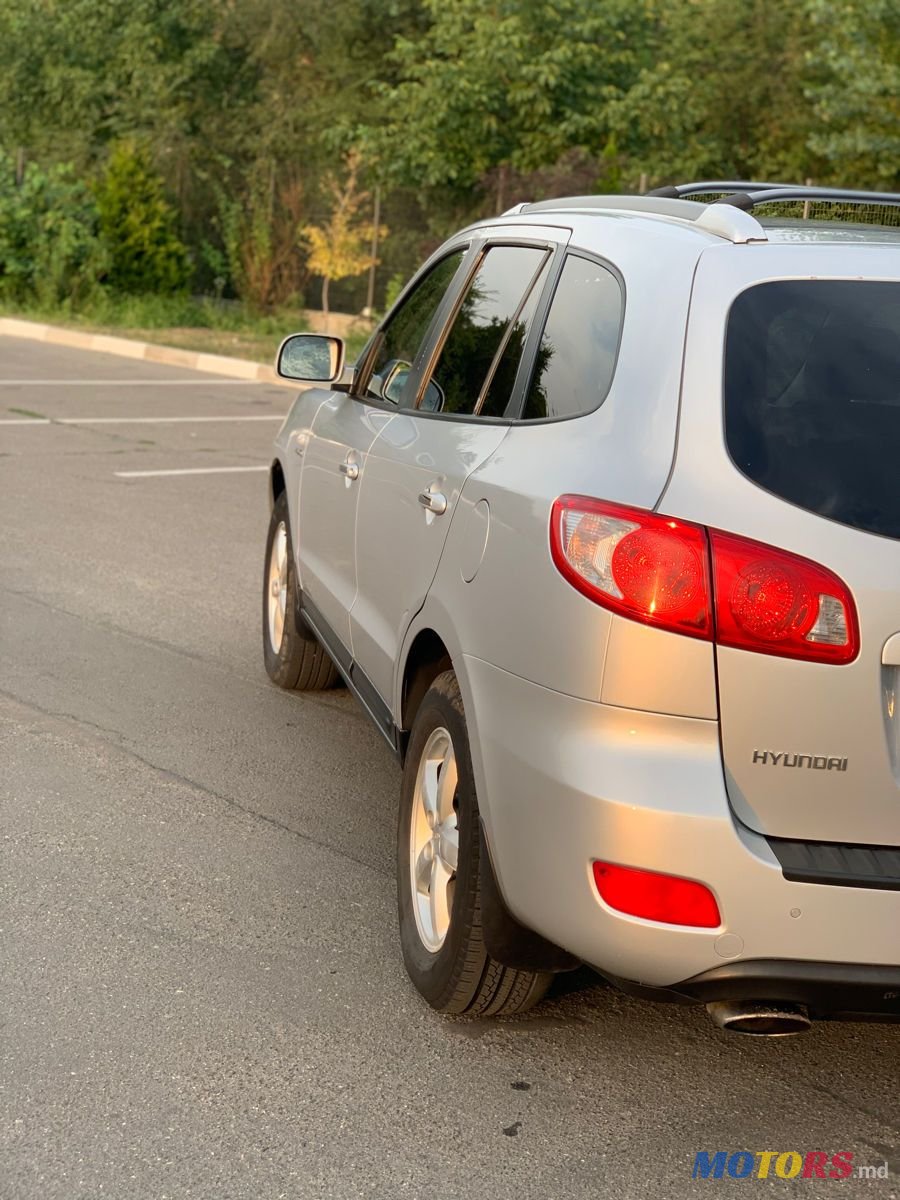 2007' Hyundai Santa Fe photo #4