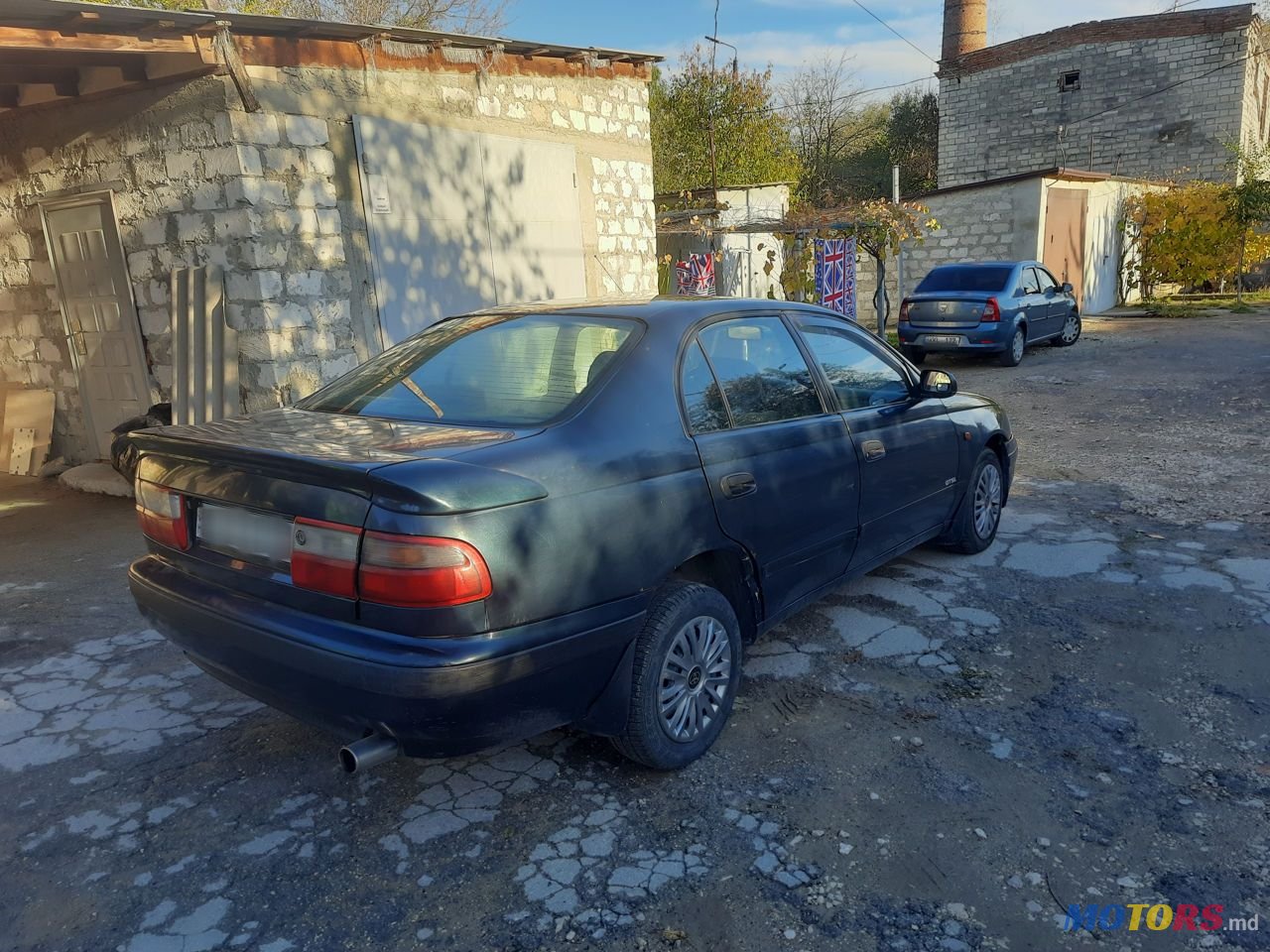 1995' Toyota Carina photo #3