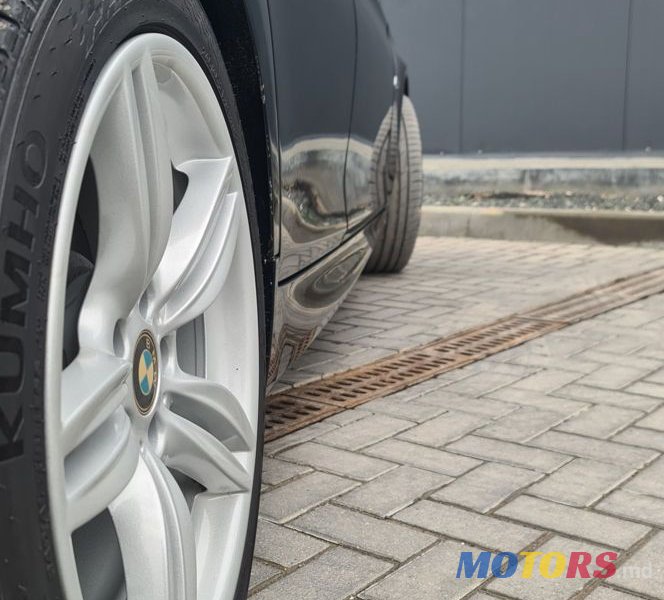 2016' BMW 5 Series photo #5