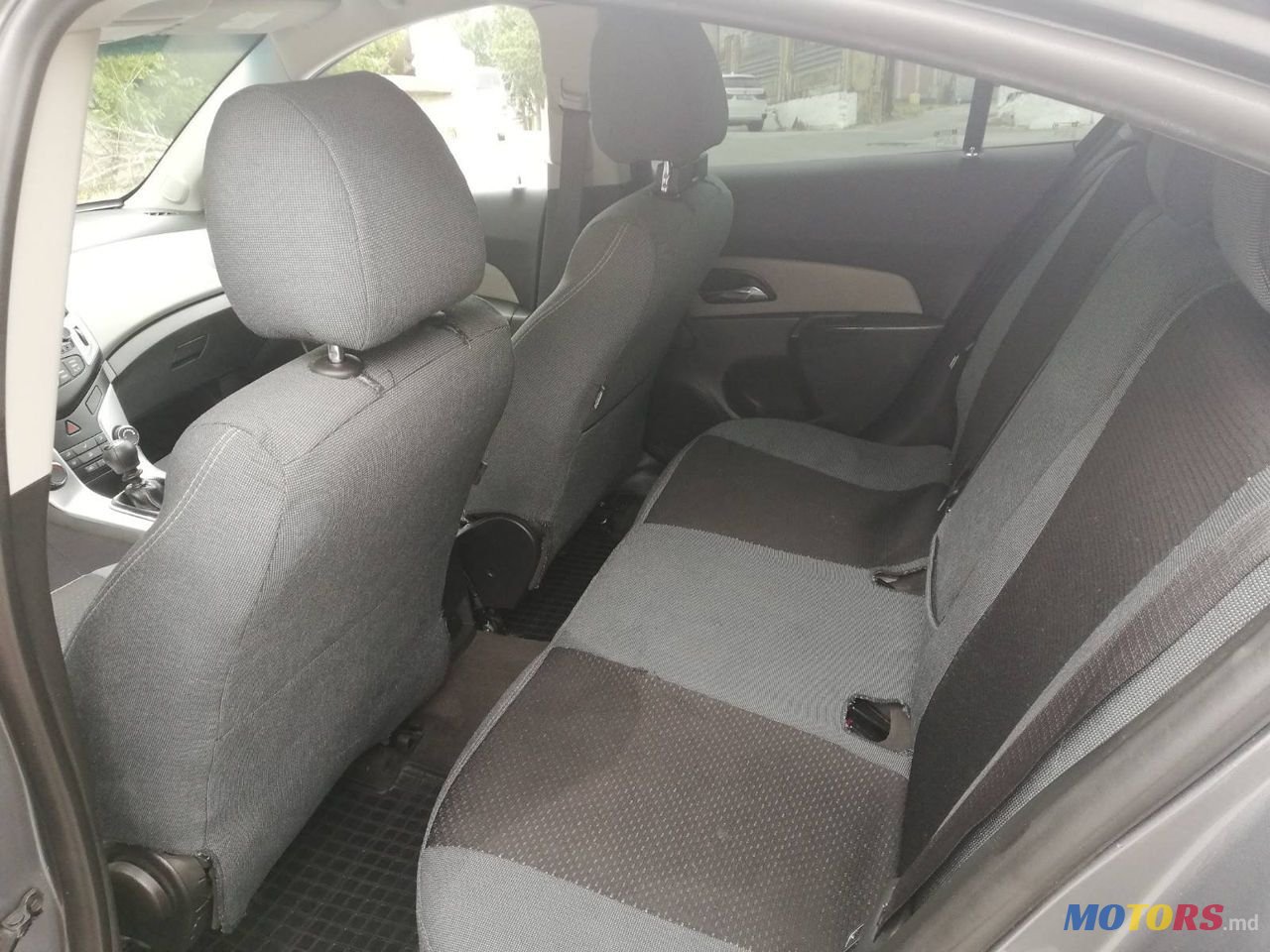 2013' Chevrolet Cruze photo #5